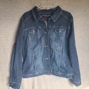 Wrangler Authentics Women's Jean Jacket Size XL Denim Blue Cowgirl Western CLEAN